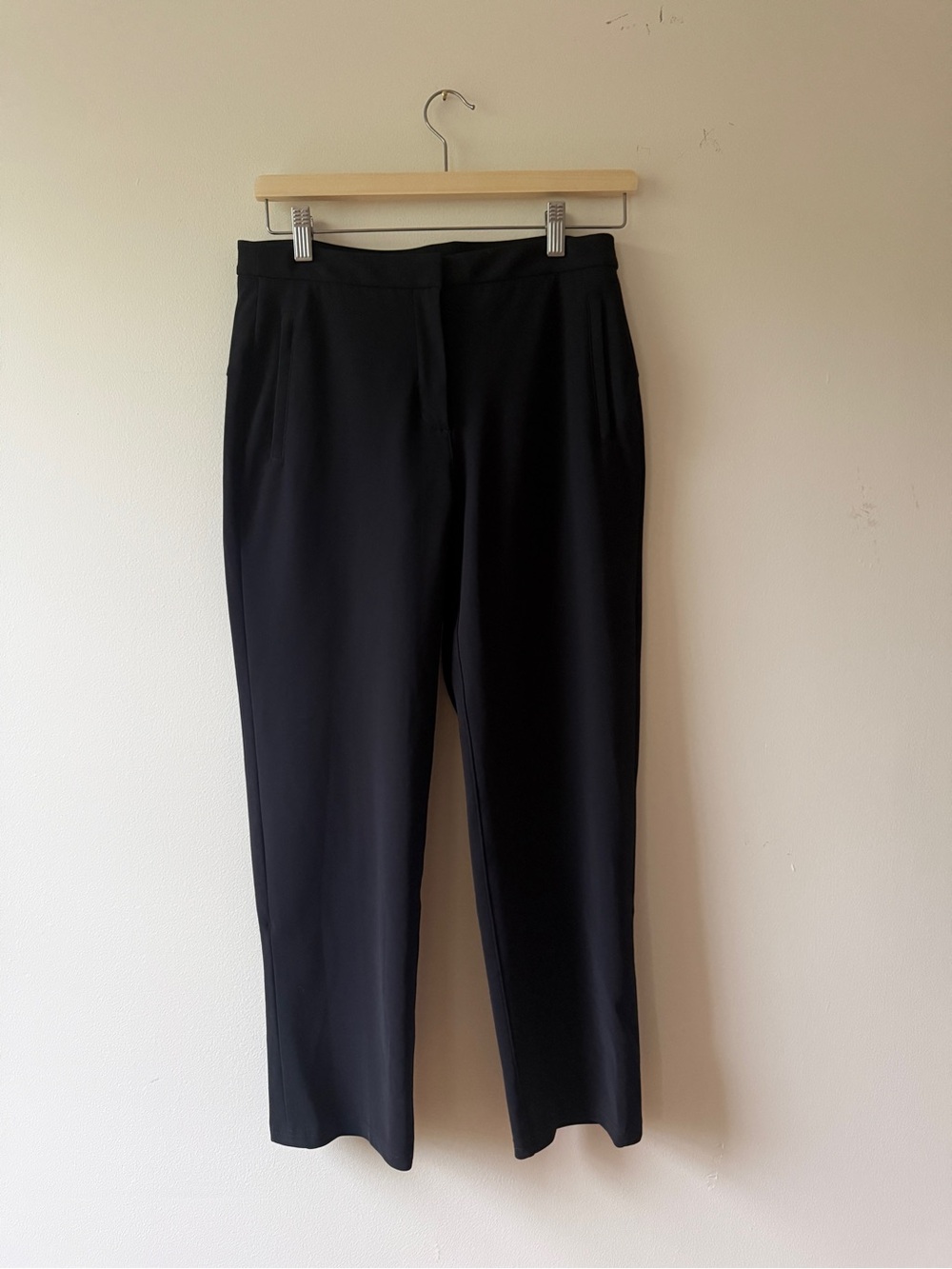Lululemon On The Move Pants Casual Dress Pants for Work Size 6 Ankle